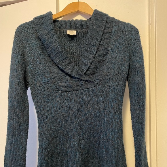 Comfy Suzy Shier Sweater - Picture 1 of 5